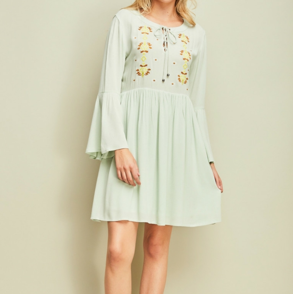 Entro Sage Boho Babydoll Spring Dress NWT - Picture 8 of 12